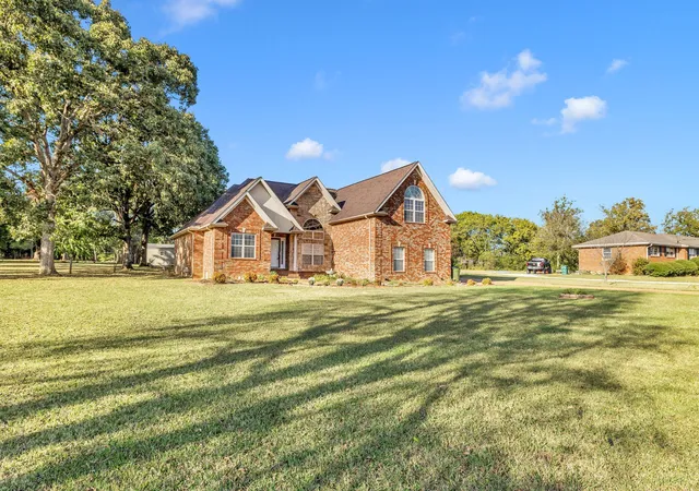Photo 2 of Single family home for sale at 2555 Leeville Pike, Lebanon, TN 37090 | MLS# 3012067 | Listing updated on 2026-07-14
