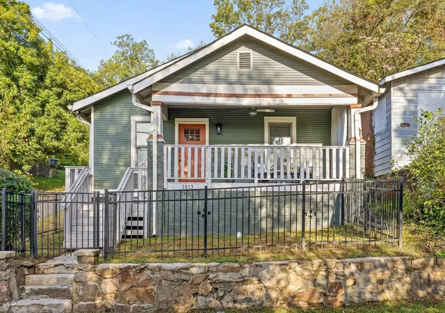 Homes for sale in Chattanooga, TN | 3813 Pennsylvania Avenue, Chattanooga, TN 37409 | MLS# 3007623