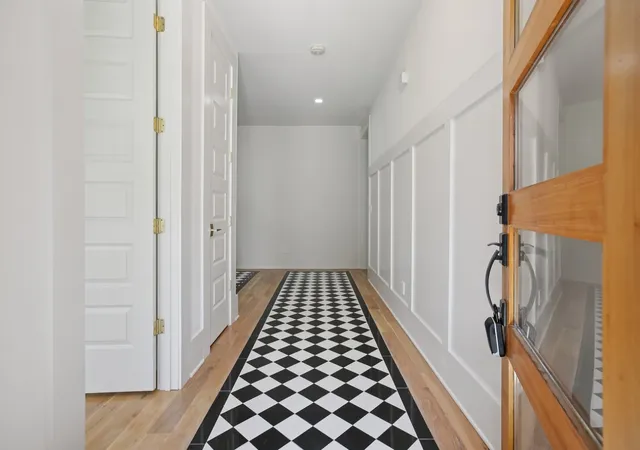 3rd image of 124B Woodmont Blvd, Nashville, TN 37205 | MLS# 3007708