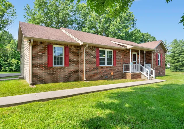 2nd image of 2220 Pleasant View Rd, Pleasant View, TN 37146 | MLS# 3011294