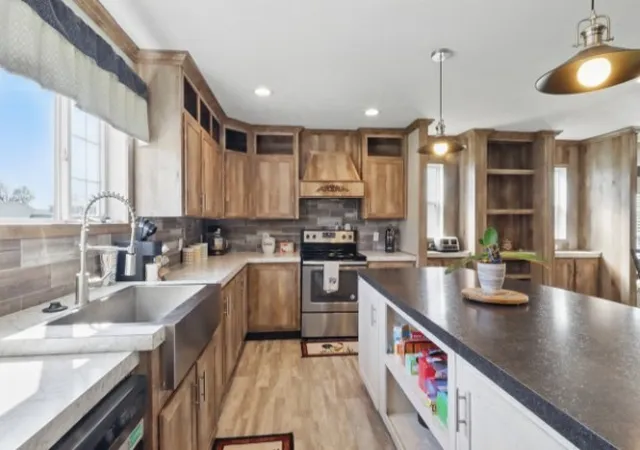 Photo 2 of Manufactured home for sale at 109 Todd Carter Rd, Columbia, TN 38401 | MLS# 3013286 | Listing updated on 2025-10-20