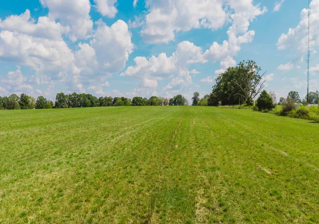 Photo 2 of Land for sale at 5498 Glen Lily Rd, Bowling Green, KY 42101 | MLS# 3012049 | Listing updated on 2025-10-06