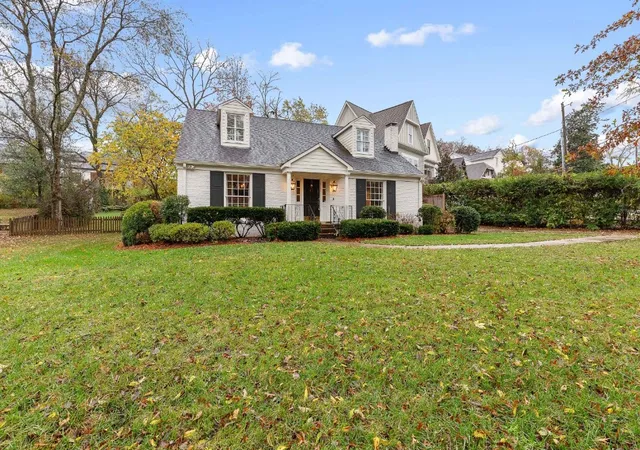 Photo 3 of Single family home for sale at 3800 Tulane Ct, Nashville, TN 37215 | MLS# 3013208 | Listing updated on 2026-08-31