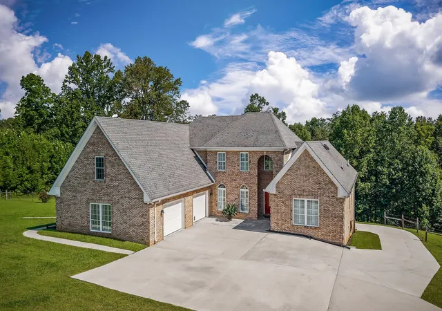 1st image of 8725 Sparta Hwy, Sparta, TN 38583 | MLS# 3012448