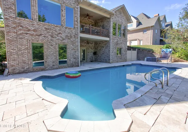 Photo 4 of Single family home for sale at 544 Kings Hills Blvd, Pigeon Forge, TN 37863 | MLS# 3602029 | Listing updated on 2026-09-28