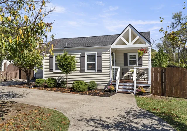 2nd image of 1805 Jones Ave, Nashville, TN 37207 | MLS# 3014824