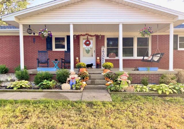 5th image of 2021 Riverbend Rd, Hopkinsville, KY 42240 | MLS# 3014148