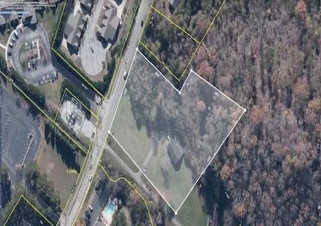 2nd image of 1161 Mountain Creek Road, Chattanooga, TN 37405 | MLS# 3014885