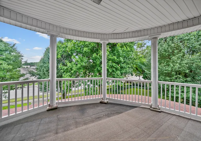 Homes for sale in Guthrie, KY | 112 E Park St, Guthrie, KY 42234 | MLS# 3256350