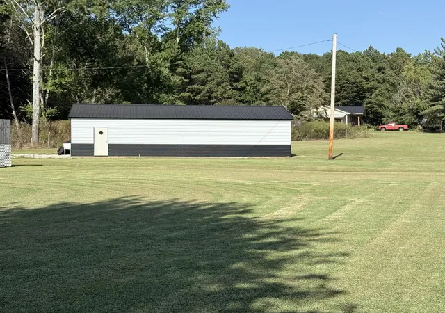 Photo 4 of Single family home for sale at 26 Water Cure Rd, Belvidere, TN 37306 | MLS# 3015718 | Listing updated on 2026-09-01