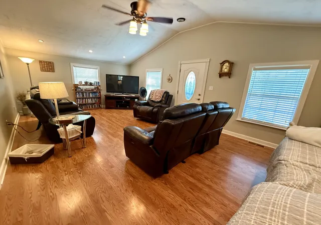 Homes for sale in Belvidere, TN | 26 Water Cure Rd, Belvidere, TN 37306 | MLS# 3015718