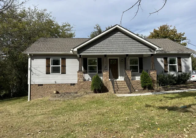 Homes for sale in Wartrace, TN | 311 Broad St, Wartrace, TN 37183 | MLS# 3030334
