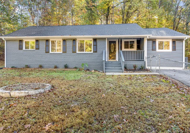 Homes for sale in Soddy Daisy, TN | 1806 Dallas Lake Rd, Soddy Daisy, TN 37379 | MLS# 3015519