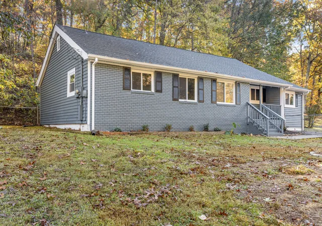 Homes for sale in Soddy Daisy, TN | 1806 Dallas Lake Rd, Soddy Daisy, TN 37379 | MLS# 3015519