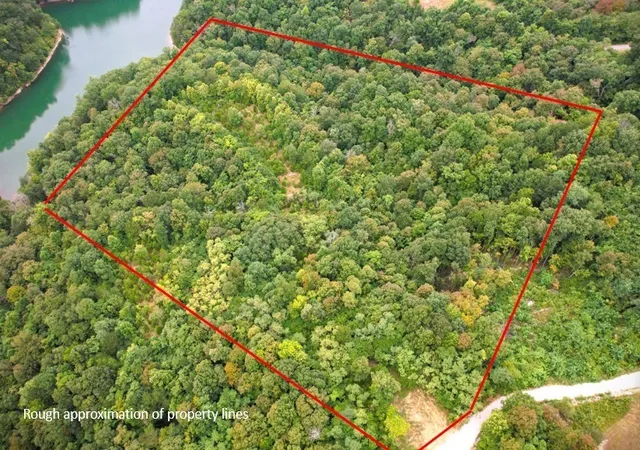 2nd image of 142 Sunfish Lane, Hilham, TN 38568 | MLS# 3045384