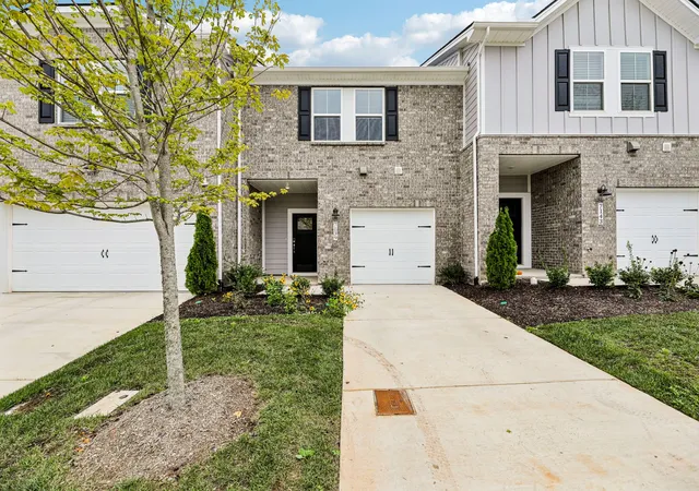 Photo 1 of Sale Pending at 7139 Cedarcrest Ct, Fairview, TN 37062 | MLS# 3032810 | Listing updated on 2026-10-01