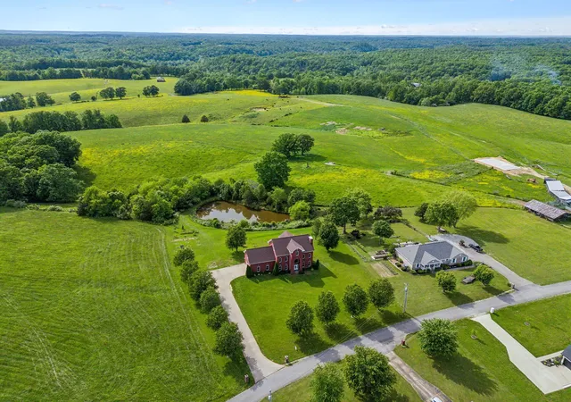 Homes for sale in Hohenwald, TN | 122 Windcrest Dr, Hohenwald, TN 38462 | MLS# 3031593