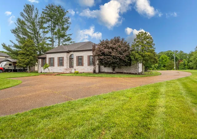2nd image of 1347 Hwy 52 E, Portland, TN 37148 | MLS# 3041504