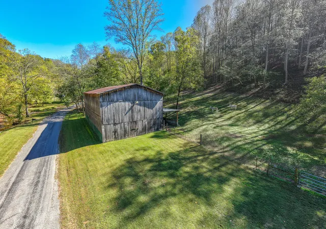 1st image of 709 Hicks Hollow Rd, Westmoreland, TN 37186 | MLS# 3017028
