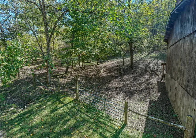 5th image of 709 Hicks Hollow Rd, Westmoreland, TN 37186 | MLS# 3017028