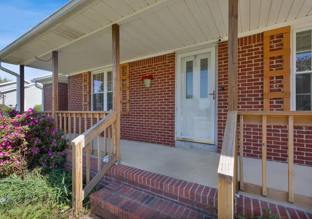 4th image of 677 Edgefield Dr, Hohenwald, TN 38462 | MLS# 3032510