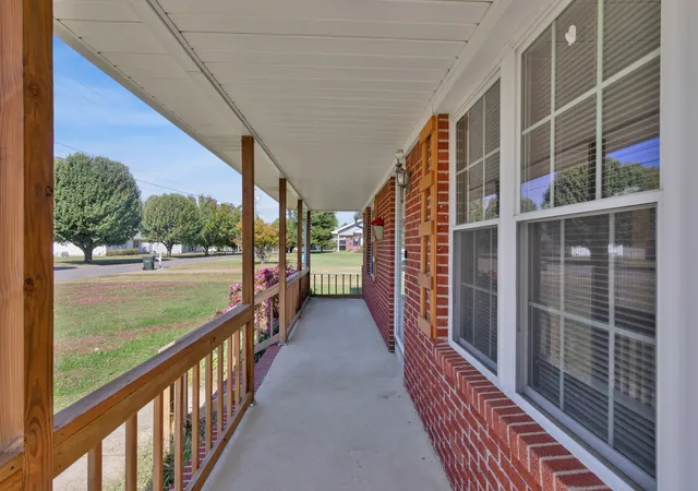 5th image of 677 Edgefield Dr, Hohenwald, TN 38462 | MLS# 3032510