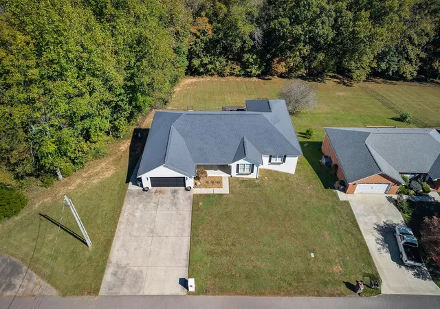 2nd image of 966 River Bend Dr, Cookeville, TN 38506 | MLS# 3017896