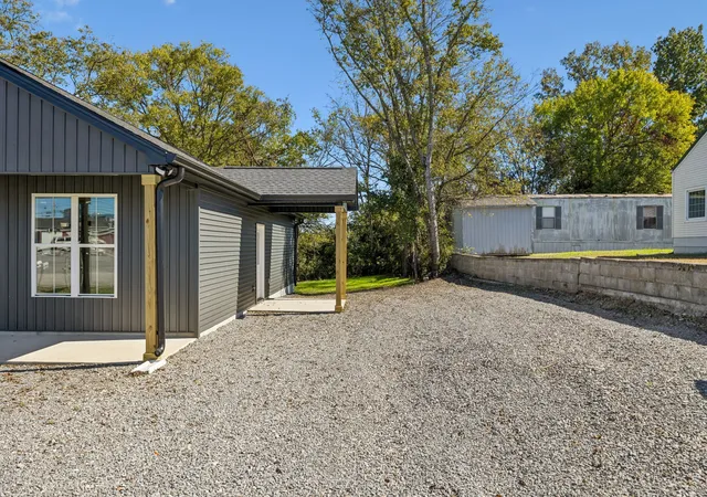 2nd image of 1011 Easy St, Lewisburg, TN 37091 | MLS# 3018097