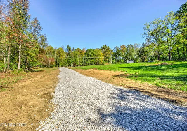 Homes for sale in Oliver Springs, TN | 1446 Cove Lane, Oliver Springs, TN 37840 | MLS# 3018400