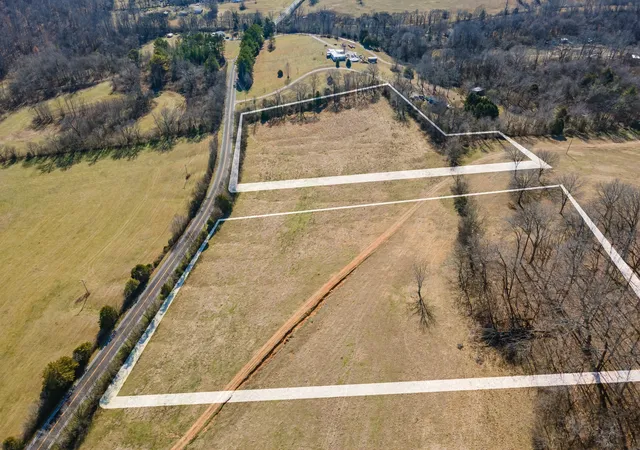 5th image of 0 Hurricane Creek Rd, Lawrenceburg, TN 38464 | MLS# 3030759