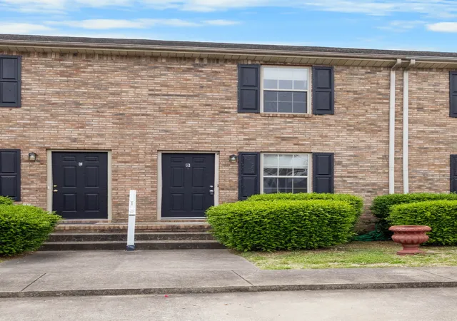 2nd image of 2450 Caroline Dr, Clarksville, TN 37042 | MLS# 3500803