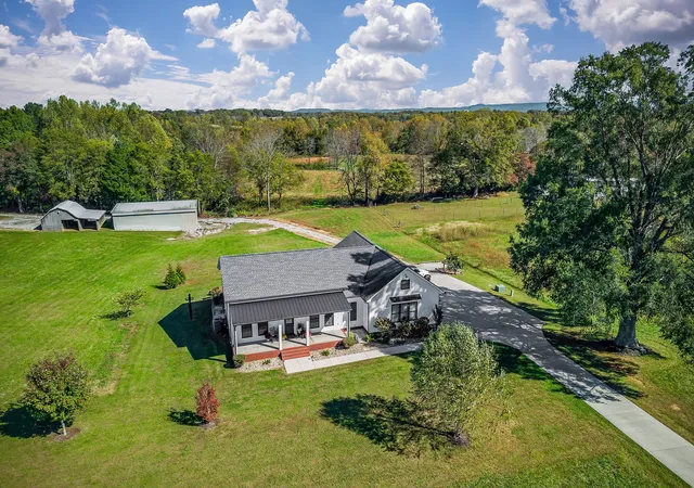 3rd image of 3868 Burgess Falls Rd, Sparta, TN 38583 | MLS# 3031455