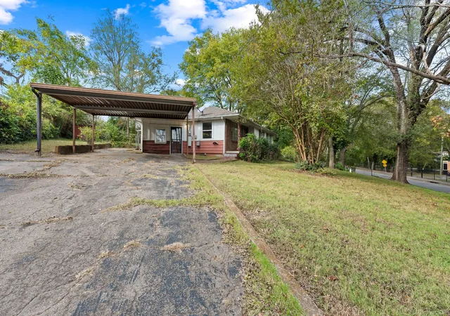 2nd image of 1829 River Dr, Nashville, TN 37218 | MLS# 3031113