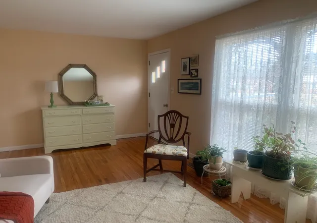 Photo 2 of Single family home for sale at 207 Dale Ter, Clarksville, TN 37042 | MLS# 3033405 | Listing updated on 2026-04-10
