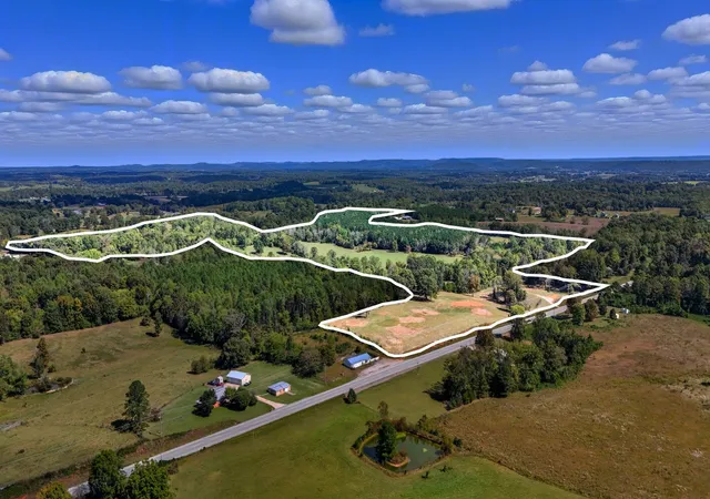 2nd image of 1 Smithville Hwy, Sparta, TN 38583 | MLS# 3032367
