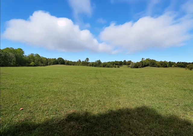 3rd image of 2 Smithville Hwy, Sparta, TN 38583 | MLS# 3032369