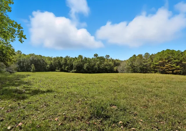 Photo 2 of House for sale at 0 Liberty Rd, Sparta, TN 38583 | MLS# 3032371 | Listing updated on 2025-10-23