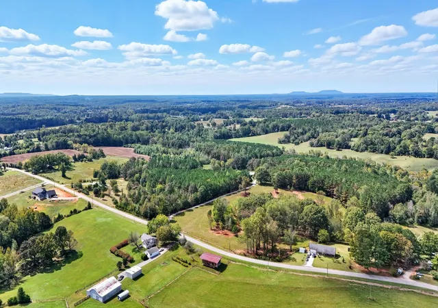 Photo 3 of House for sale at 0 Liberty Rd, Sparta, TN 38583 | MLS# 3032371 | Listing updated on 2025-10-23
