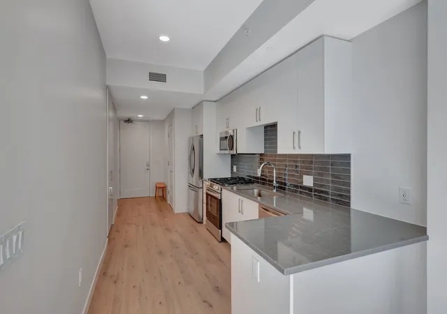 Photo 3 of Condo for sale at 1212 Demonbreun St #804, Nashville, TN 37203 | MLS# 3186958 | Listing updated on 2026-09-24