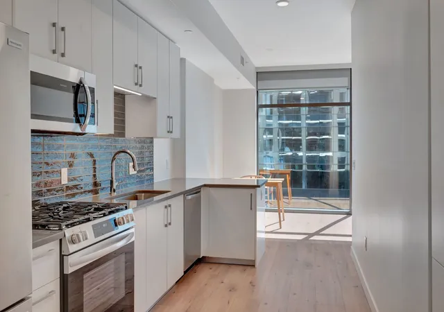 Photo 4 of Condo for sale at 1212 Demonbreun St #804, Nashville, TN 37203 | MLS# 3186958 | Listing updated on 2026-09-24
