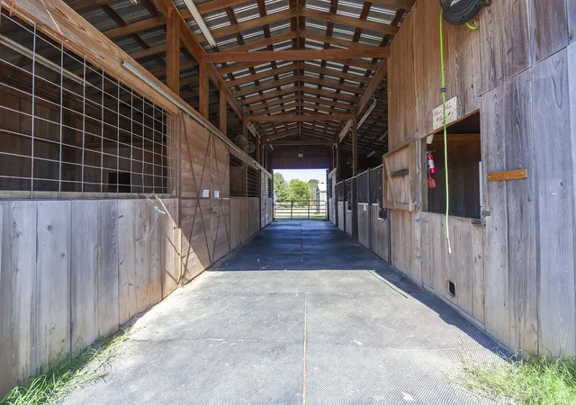 2nd image of 130 Cooper Anderson Rd, Jackson, TN 38305 | MLS# 3033106
