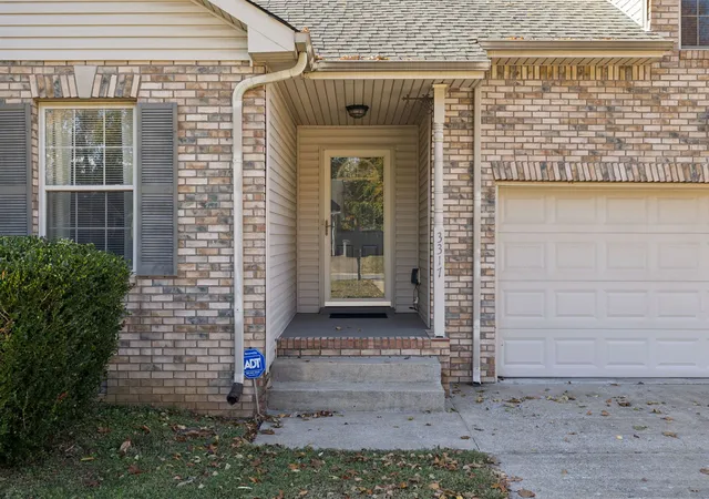 Photo 3 of Single family home for sale at 3317 S Senseney Cir, Clarksville, TN 37042 | MLS# 3042041 | Listing updated on 2025-12-11