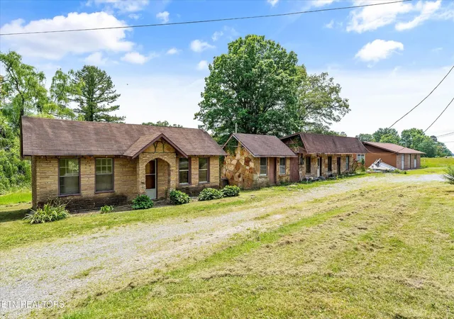 1st image of 9476 Morgan County Hwy, Sunbright, TN 37872 | MLS# 3304475