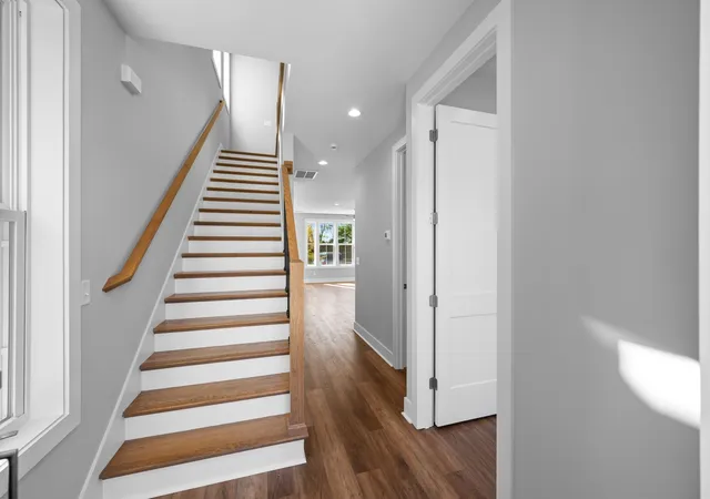3rd image of 427 Veritas St #A, Nashville, TN 37211 | MLS# 3034471