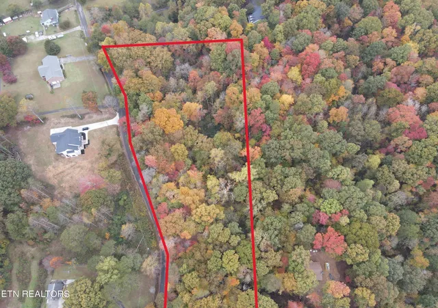 Photo 4 of Land for sale at 118 Pleasant View Loop Rd, Clinton, TN 37716 | MLS# 3336116 | Listing updated on 2026-09-07