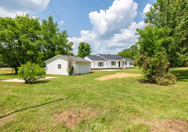 Photo 2 of Single Family Residence at 3388 Anes Sta Rd, Lewisburg, TN 37091 | MLS# 3034482 | | Sold on 2025-12-05