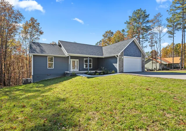 1st image of 108 Creekview Ct, Jamestown, TN 38556 | MLS# 3041467