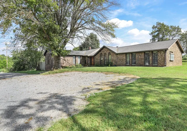 Photo 3 of Single family home for sale at 3770 Stewarts Fry Pike, Mount Juliet, TN 37122 | MLS# 3035753 | Listing updated on 2026-03-16