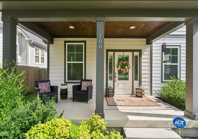 Photo 3 of Single family home for sale at 100 Rose St, Nashville, TN 37210 | MLS# 3309149 | Listing updated on 2026-07-27