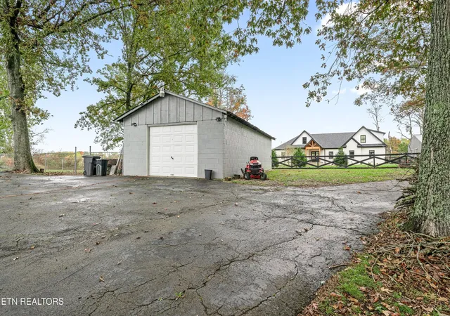 3rd image of 7031 S Smith Chapel Road, Cookeville, TN 38501 | MLS# 3035220